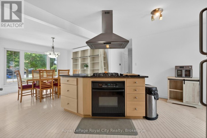 Photo 8 at 68 Sunset Boulevard, Cambridge