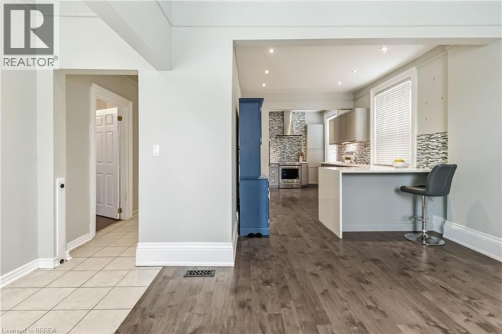 Photo 9 at 200 Brant Avenue, Lansdowne, Brantford