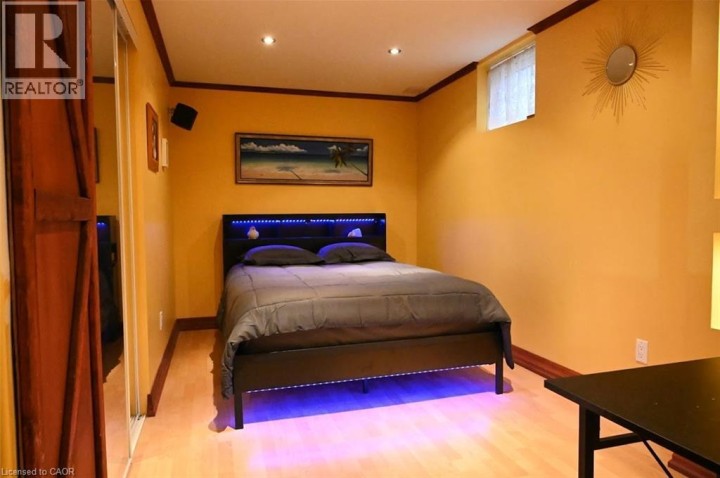 Photo 37 at 11 Apple Ridge Drive, Pioneer Park / Doon / Wyldwoods, Kitchener