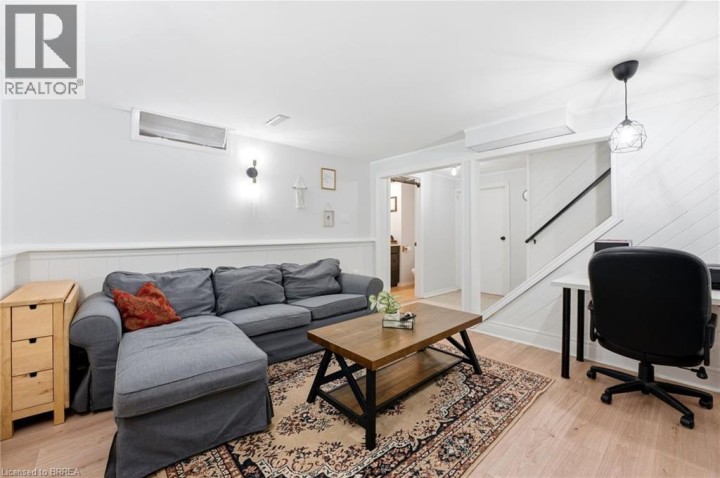 Photo 33 at 104 White Owl Crescent, Brantwood Park, Brantford