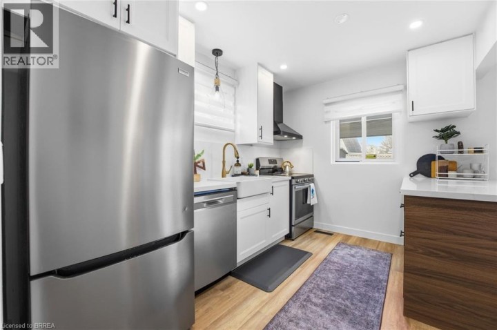 Photo 12 at 104 White Owl Crescent, Brantwood Park, Brantford