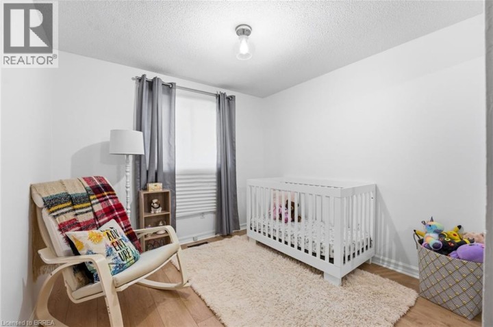 Photo 29 at 104 White Owl Crescent, Brantwood Park, Brantford