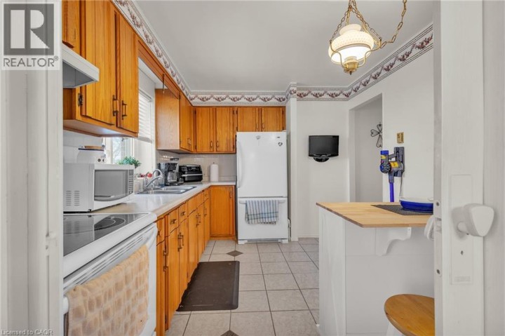 Photo 15 at 202 - 67 Breckenridge Drive, Stanley Park / Centreville, Kitchener