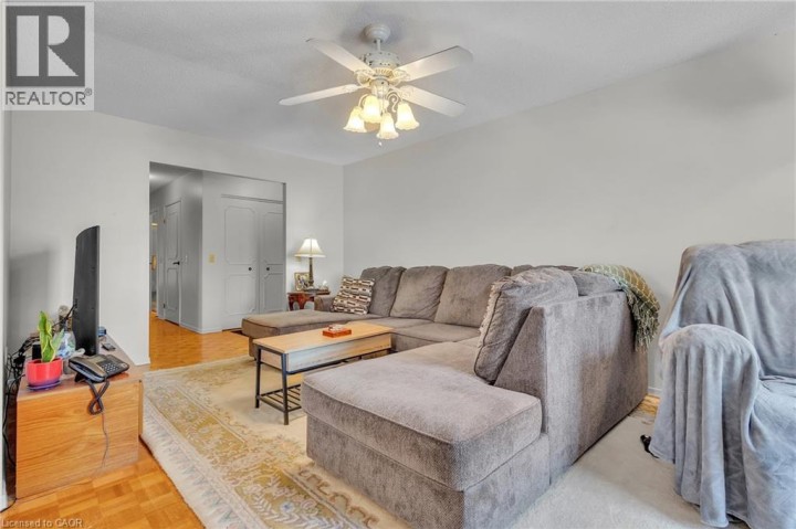 Photo 9 at 202 - 67 Breckenridge Drive, Stanley Park / Centreville, Kitchener