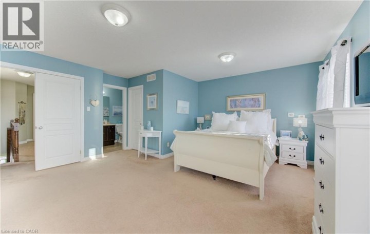 Photo 21 at 10 - 105 Pinnacle Drive, Pioneer Park / Doon / Wyldwoods, Kitchener