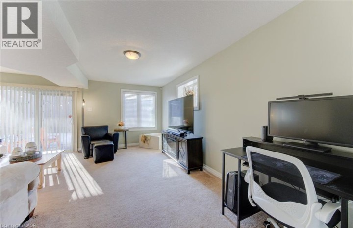 Photo 30 at 10 - 105 Pinnacle Drive, Pioneer Park / Doon / Wyldwoods, Kitchener