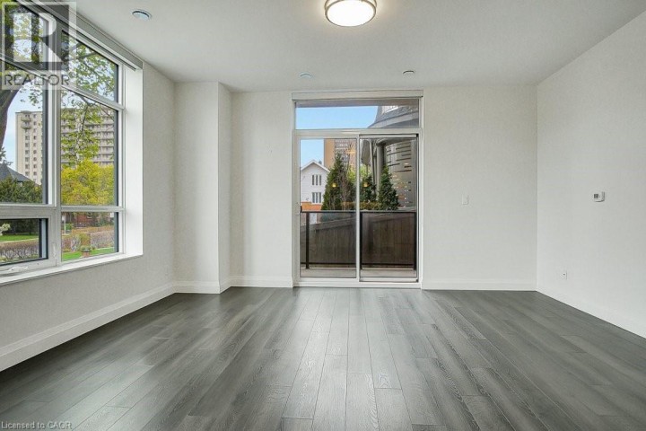 Photo 17 at 101 - 399 S Queen Street, Downtown / Rockway / S. Ward, Kitchener