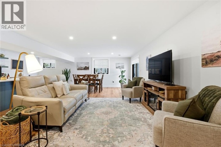 Photo 27 at 19 Windywood Lane, Norwich Town, Norwich