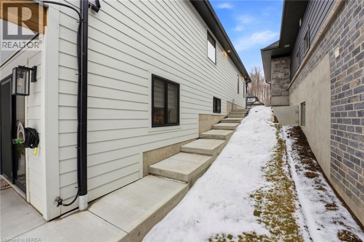 Photo 34 at 19 Windywood Lane, Norwich Town, Norwich