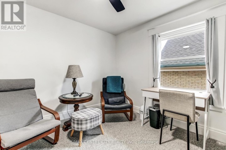 Photo 15 at 92 Forest Avenue, St. Thomas