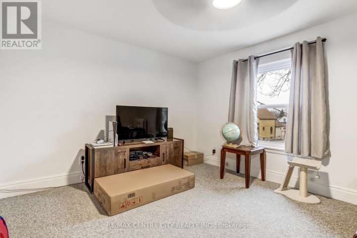 Photo 26 at 92 Forest Avenue, St. Thomas