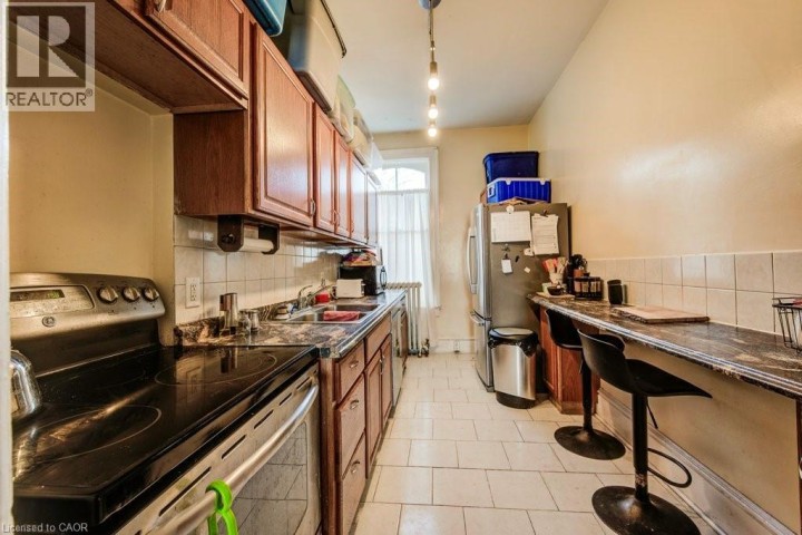 Photo 30 at 30 Brook Street, City Core / Wellington, Cambridge