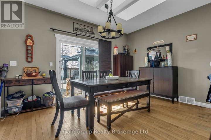 Photo 13 at 26 Woodland Crescent, Tillsonburg