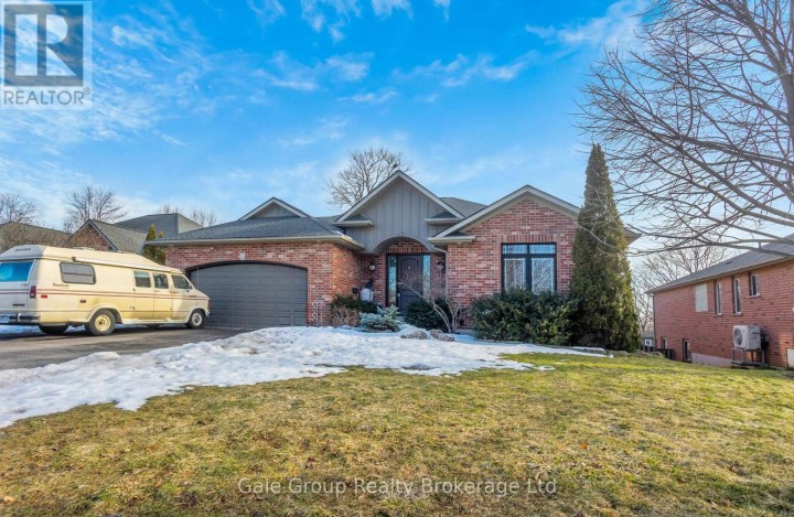 Photo 2 at 26 Woodland Crescent, Tillsonburg