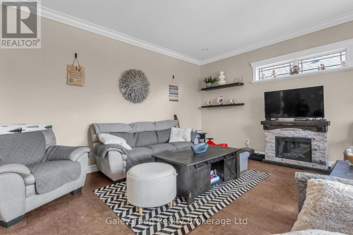 Photo 6 at 26 Woodland Crescent, Tillsonburg