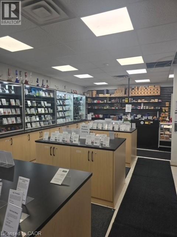 Photo 13 at 277 W Lancaster Street, Downtown Kitchener / East Ward, Kitchener