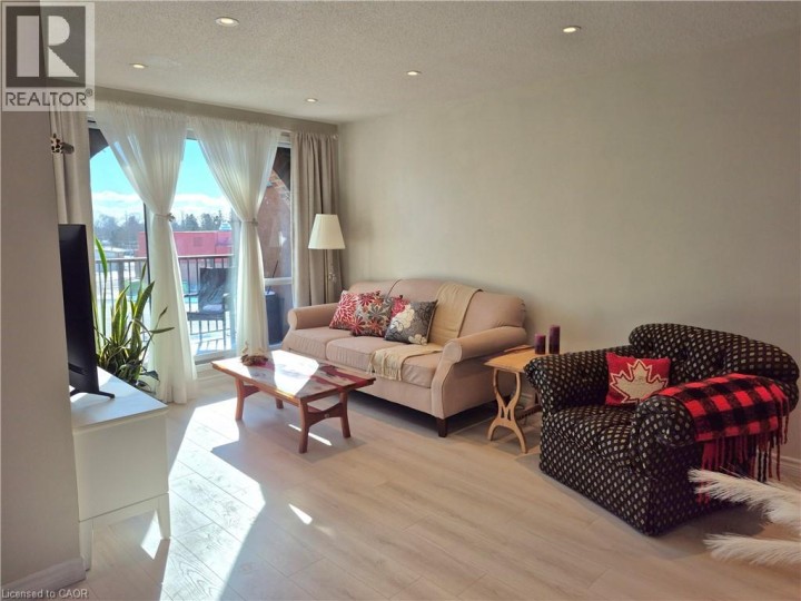 Photo 6 at 334 - 36 Hayhurst Road, Fairview / Greenbrier, Brantford