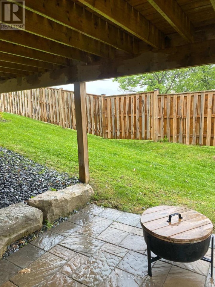 Photo 25 at 11 - 273 Riddell Street, Woodstock - North, Woodstock