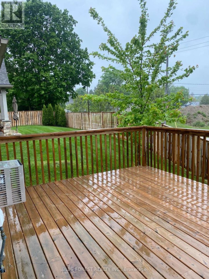 Photo 27 at 11 - 273 Riddell Street, Woodstock - North, Woodstock