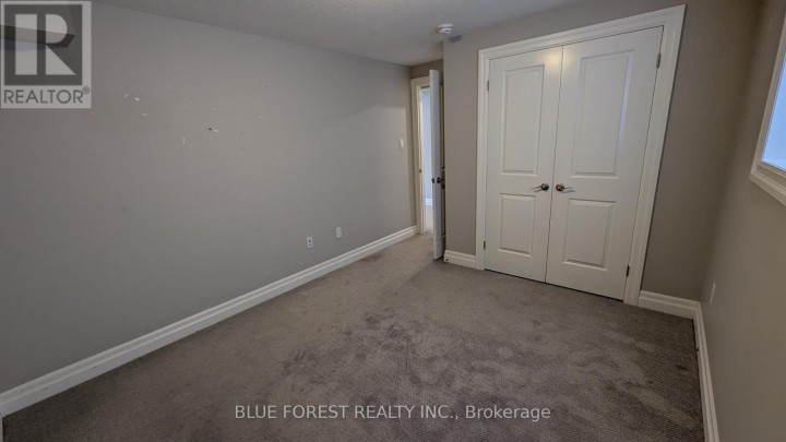 Photo 9 at 11 - 273 Riddell Street, Woodstock - North, Woodstock