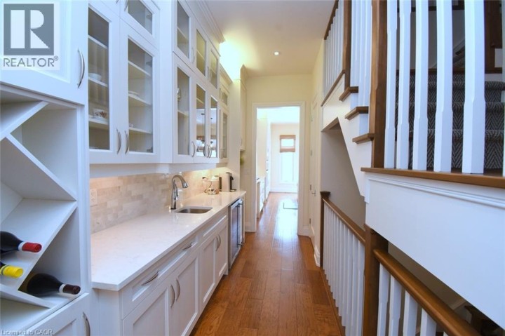 Photo 17 at 211 Tollgate Drive, Maple Lane Annex, Ancaster