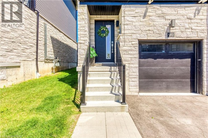 Photo 11 at 90 - 51 Sparrow Avenue, Branchton Park, Cambridge