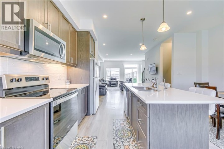 Photo 23 at 90 - 51 Sparrow Avenue, Branchton Park, Cambridge