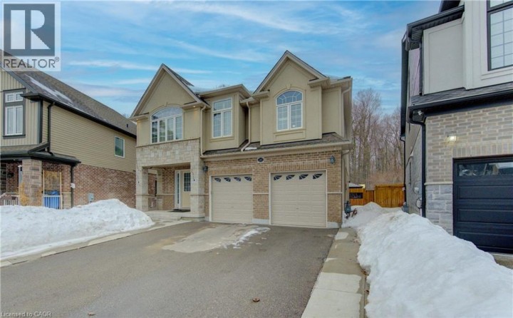 Photo 3 at 285 Sedgewood Street, Pioneer Park / Doon / Wyldwoods, Kitchener