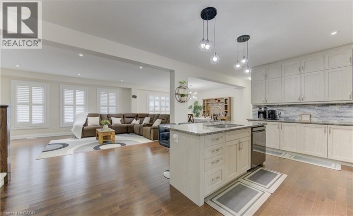 Photo 9 at 285 Sedgewood Street, Pioneer Park / Doon / Wyldwoods, Kitchener