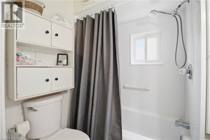 Photo 19 at 112 Harold Avenue, Lion's Park, Brantford