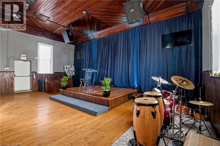 Photo 10 at 37 Wellington Street, City Core / Wellington, Cambridge