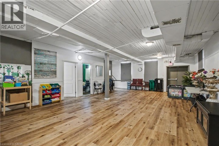 Photo 17 at 37 Wellington Street, City Core / Wellington, Cambridge