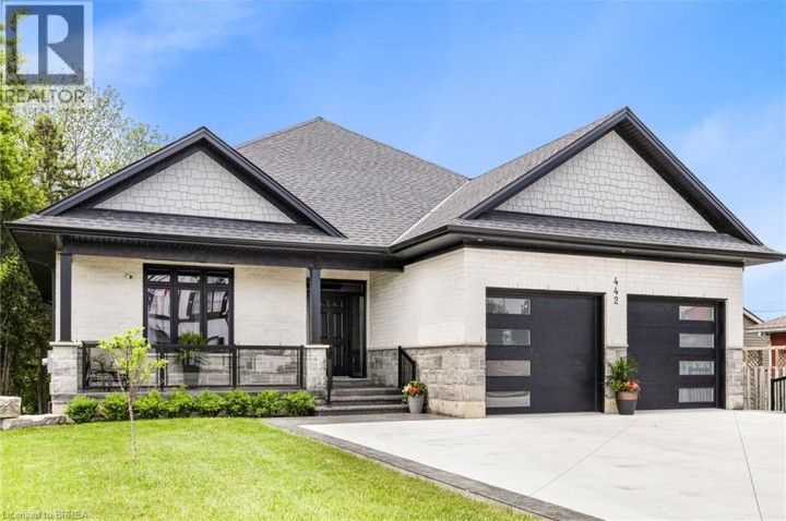 Photo 1 at 442 James Street, Delhi