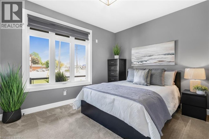 Photo 13 at 442 James Street, Delhi