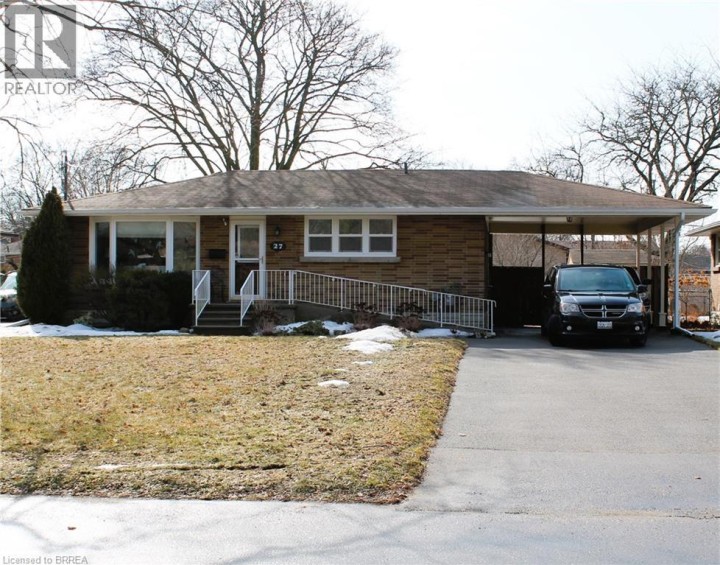 Photo 1 at 27 Collingdon Drive, Echo Place, Brantford