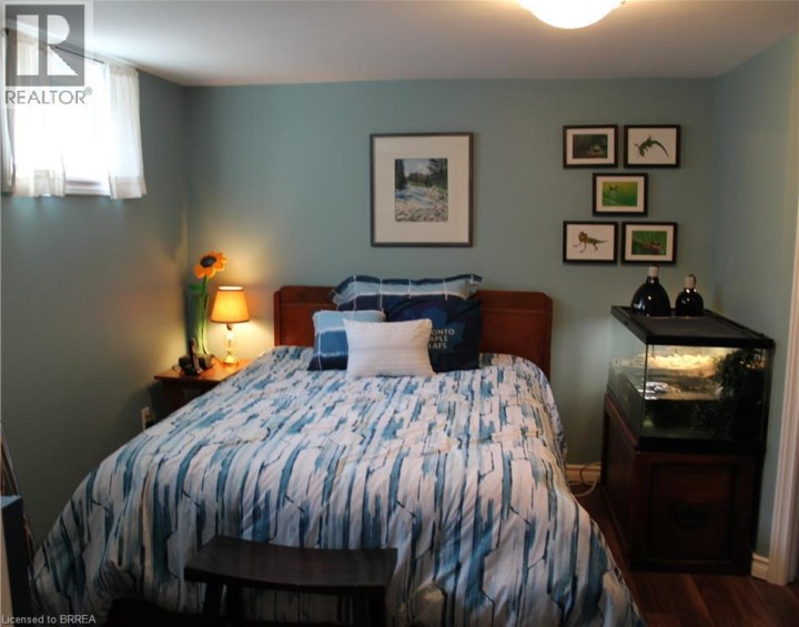 Photo 14 at 27 Collingdon Drive, Echo Place, Brantford