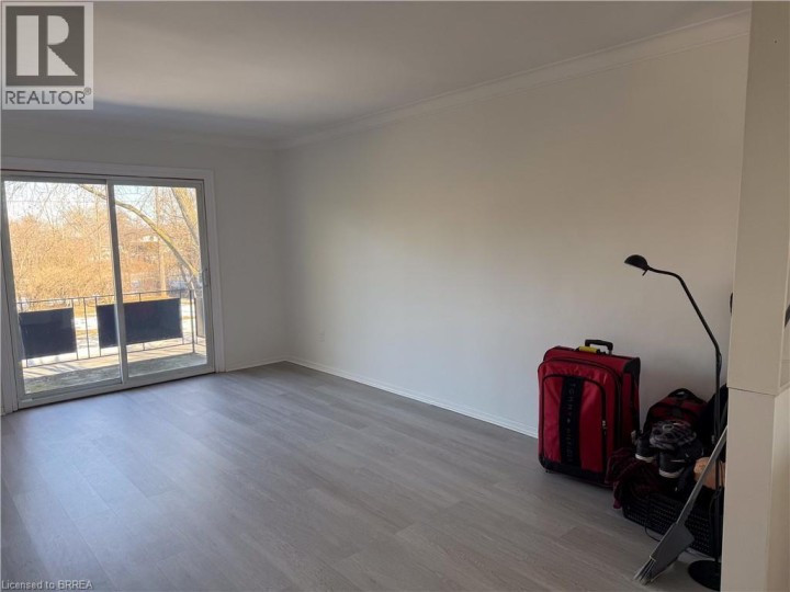 Photo 10 at 3 - 36 Graham Avenue, Lion's Park, Brantford