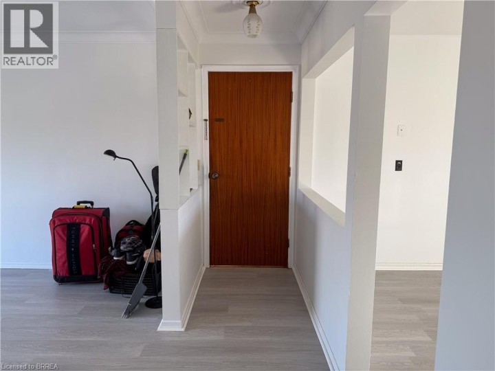 Photo 4 at 3 - 36 Graham Avenue, Lion's Park, Brantford