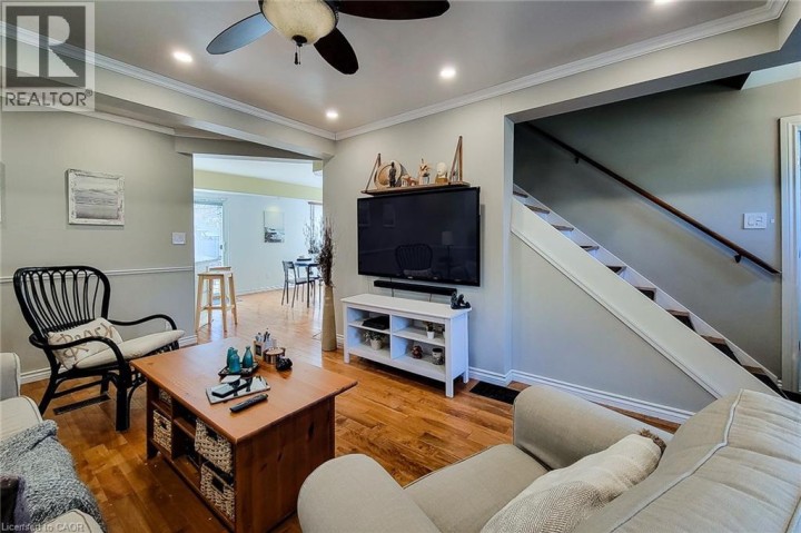 Photo 14 at 54 Eighth Avenue, Eagle Place East, Brantford