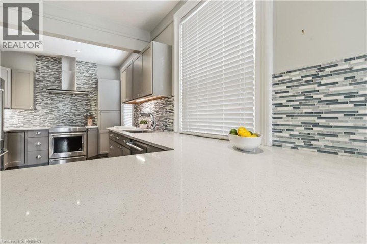 Photo 9 at 200 Brant Avenue, Lansdowne, Brantford