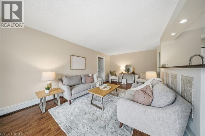 Photo 9 at 16 - 616 Grey Street, Echo Place, Brantford