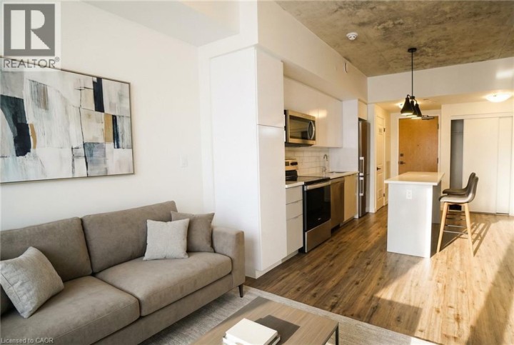 Photo 10 at 7 Erie Avenue, Icomm / Market, Brantford