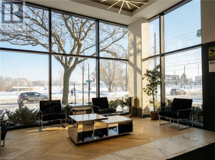 Photo 2 at 7 Erie Avenue, Icomm / Market, Brantford