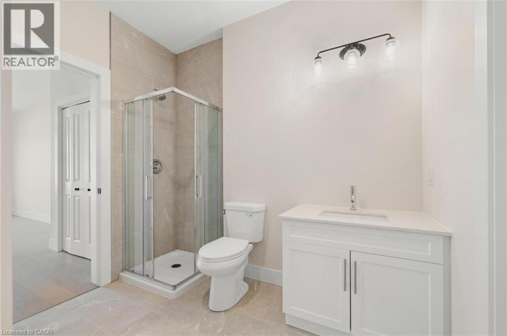 Photo 9 at 202 - 12 Washington Street, Norwich Town, Norwich