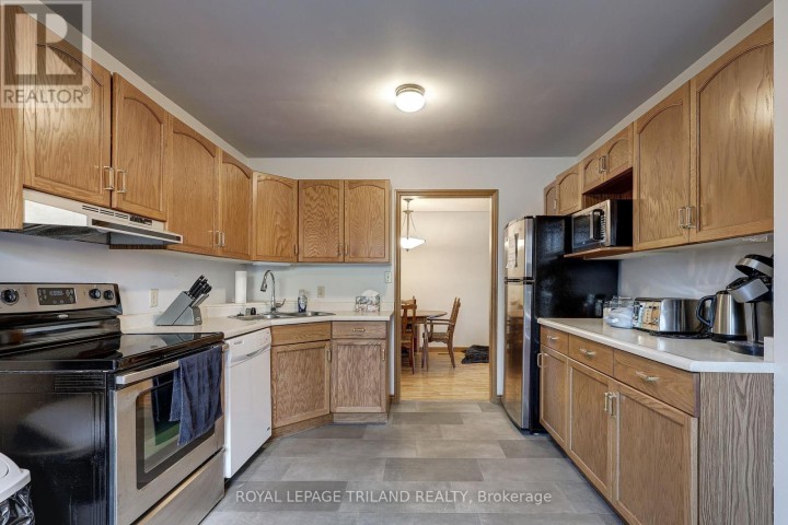 Photo 7 at 378 Highview Drive, St. Thomas