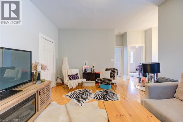 Photo 7 at 23 Lyons Avenue, Abigail / Lyons, Brantford