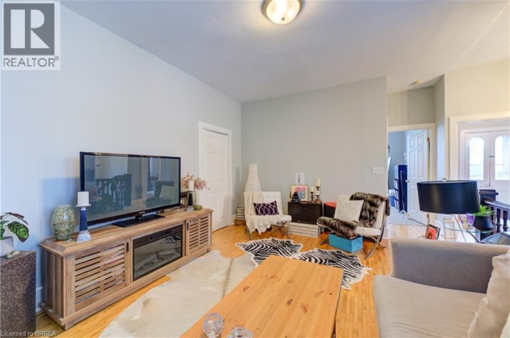 Photo 8 at 23 Lyons Avenue, Abigail / Lyons, Brantford