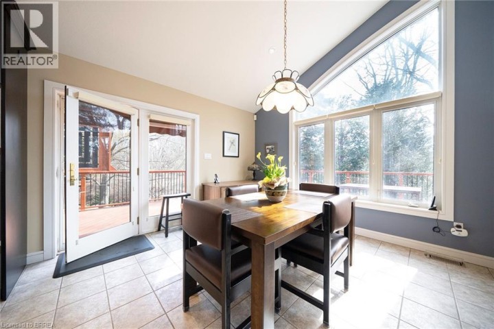 Photo 10 at 21 - 422 Powerline Road, Rosedale / Gable Height, Brantford