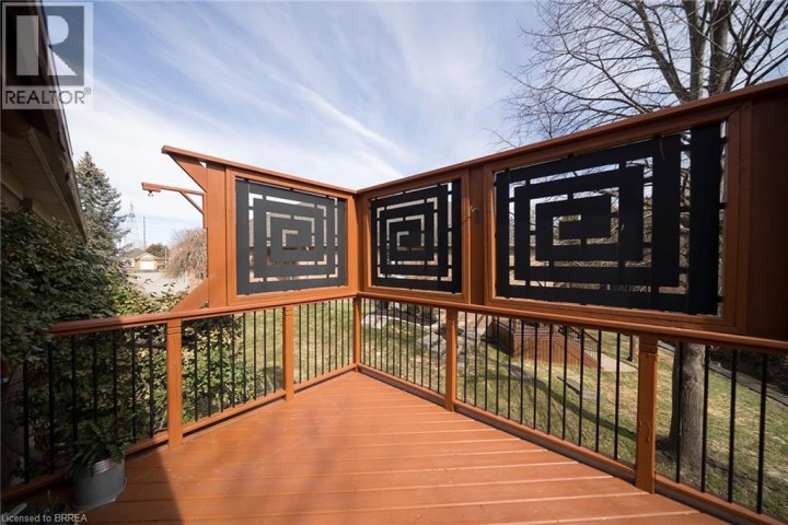 Photo 14 at 21 - 422 Powerline Road, Rosedale / Gable Height, Brantford