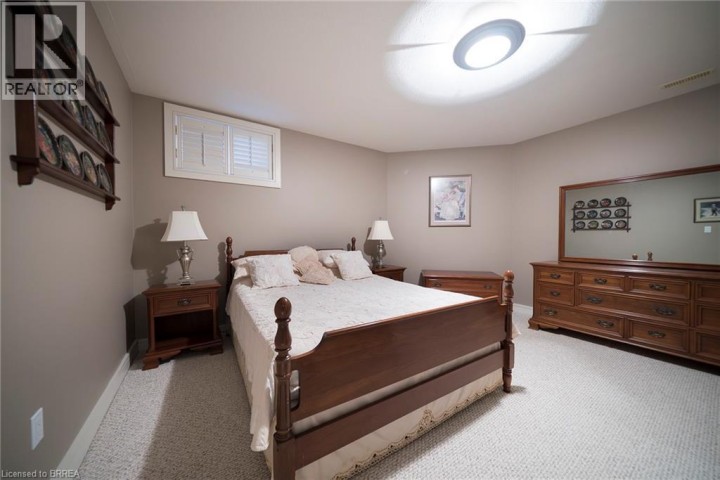 Photo 28 at 21 - 422 Powerline Road, Rosedale / Gable Height, Brantford